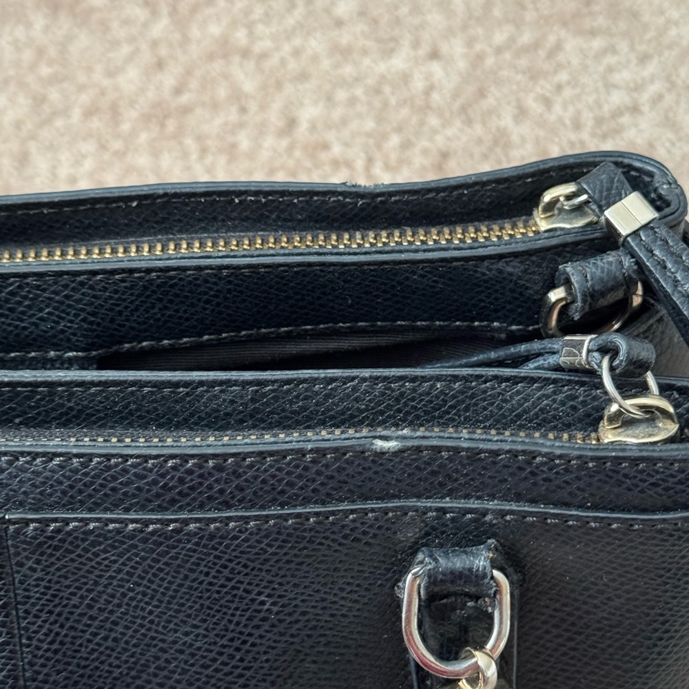 Authentic COACH handbag - Picture 6 of 11